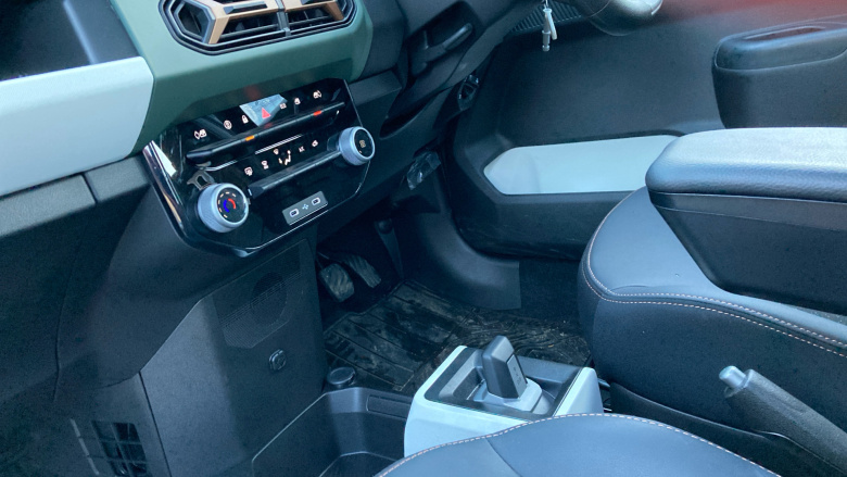 Dacia Spring 27kWh Extreme 65 48kW 5dr Auto Electric Hatchback